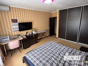 Таунхаус 100м², 3-этажный, участок 1 сот.