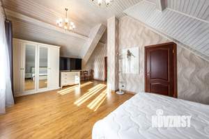 Дом 176м², 3-этажный, участок 4 сот.