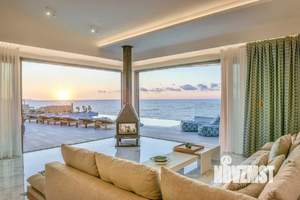 Дом 320м², 2-этажный, участок 7 сот.