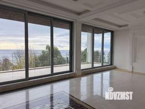 Дом 710м², 5-этажный, участок 8 сот.