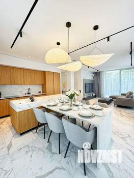 Дом 300м², 2-этажный, участок 6 сот.