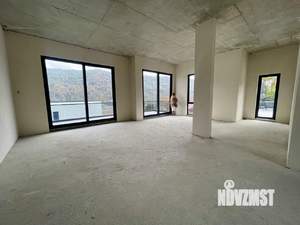 Дом 300м², 3-этажный, участок 6 сот.