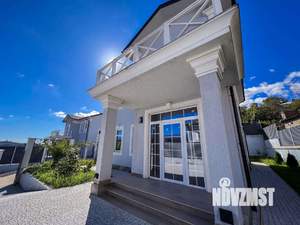 Дом 180м², 2-этажный, участок 5 сот.