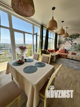 Дом 230м², 2-этажный, участок 5 сот.