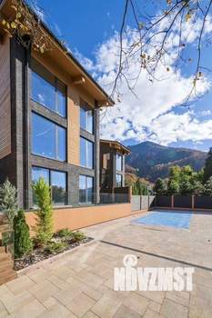 Дом 330м², 2-этажный, участок 12 сот.