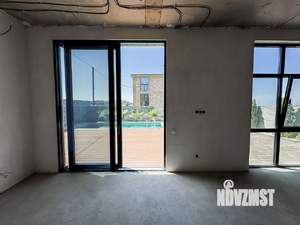 Дом 238м², 3-этажный, участок 6 сот.