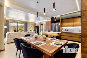 Дом 290м², 2-этажный, участок 12 сот.