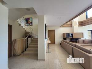 Дом 650м², 3-этажный, участок 9 сот.