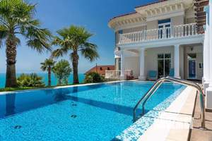 Дом 400м², 3-этажный, участок 21 сот.