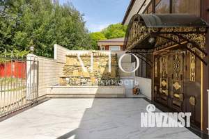 Дом 441м², 2-этажный, участок 12 сот.