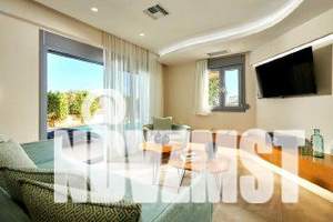 Коттедж 200м², 2-этажный, участок 7 сот.