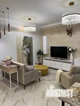 Дом 270м², 3-этажный, участок 6 сот.