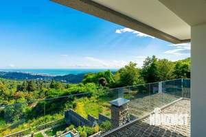 Коттедж 330м², 3-этажный, участок 25 сот.