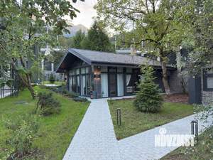 Дом 290м², 3-этажный, участок 8 сот.