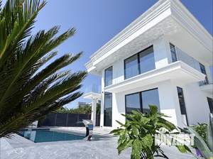 Дом 290м², 2-этажный, участок 12 сот.