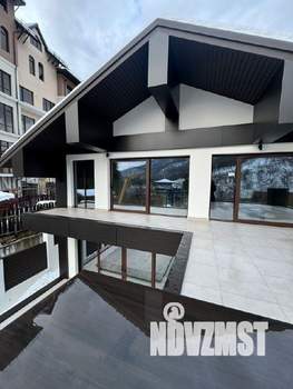 Дом 520м², 3-этажный, участок 10 сот.