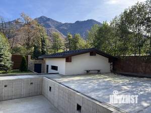 Дом 350м², 3-этажный, участок 10 сот.