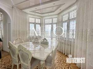 Дом 276м², 3-этажный, участок 5 сот.