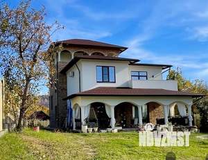 Дом 289м², 2-этажный, участок 9 сот.