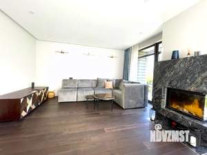 Дом 280м², 2-этажный, участок 7 сот.