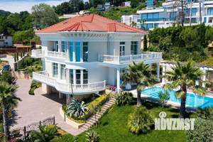 Дом 400м², 3-этажный, участок 21 сот.