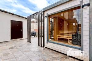 Коттедж 200м², 3-этажный, участок 5 сот.