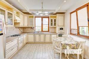 Дом 190м², 2-этажный, участок 6 сот.