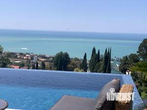 Коттедж 520м², 3-этажный, участок 5 сот.