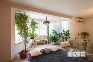 Коттедж 230м², 2-этажный, участок 8 сот.