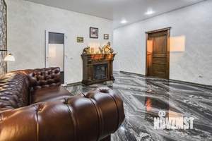 Коттедж 350м², 3-этажный, участок 6 сот.