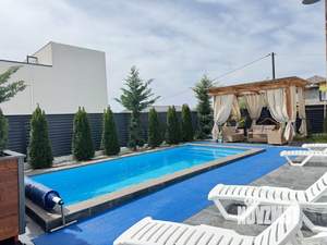 Дом 250м², 2-этажный, участок 6 сот.