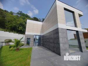 Дом 205м², 2-этажный, участок 4 сот.