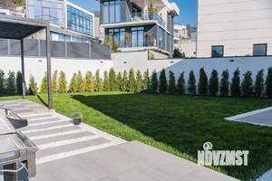 Дом 350м², 3-этажный, участок 10 сот.