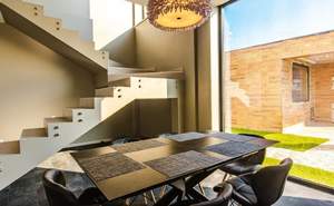 Дом 240м², 2-этажный, участок 5 сот.