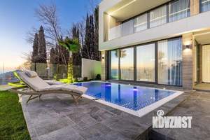 Дом 270м², 2-этажный, участок 9 сот.