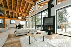 Дом 330м², 3-этажный, участок 13 сот.