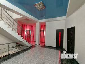 Дом 292м², 3-этажный, участок 4 сот.