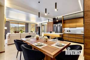 Коттедж 266м², 2-этажный, участок 8 сот.