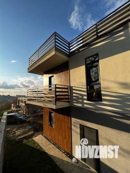 Коттедж 258м², 3-этажный, участок 6 сот.