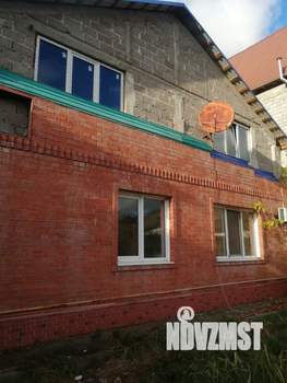 Дом 140м², 2-этажный, участок 8 сот.