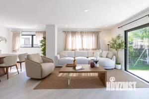 Коттедж 650м², 3-этажный, участок 30 сот.