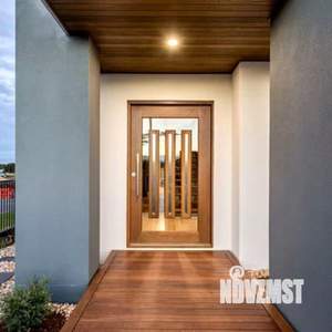 Дом 279м², 2-этажный, участок 8 сот.