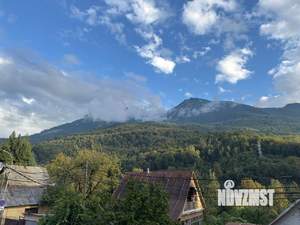 Дом 520м², 3-этажный, участок 6 сот.