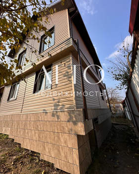 Дом 90м², 2-этажный, участок 8 сот.