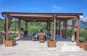 Дом 300м², 3-этажный, участок 6 сот.