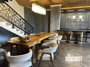 Дом 458м², 3-этажный, участок 8 сот.