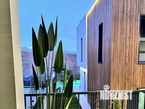 Дом 270м², 2-этажный, участок 6 сот.