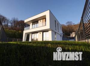 Дом 166м², 2-этажный, участок 4 сот.