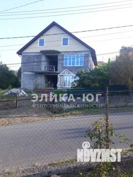 Дом 250м², 2-этажный, участок 10 сот.