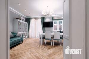 Дом 235м², 3-этажный, участок 5 сот.